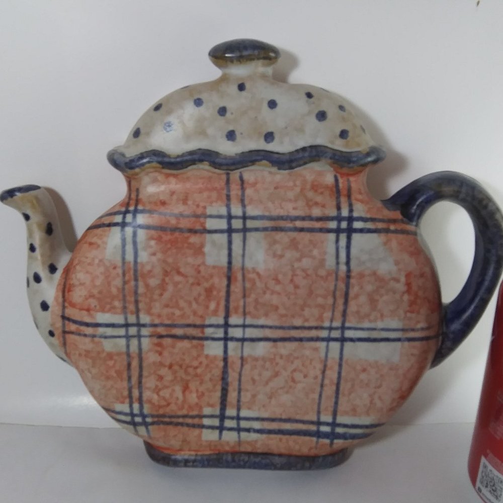 Made in Italy ceramic (?) wall plaque teapot